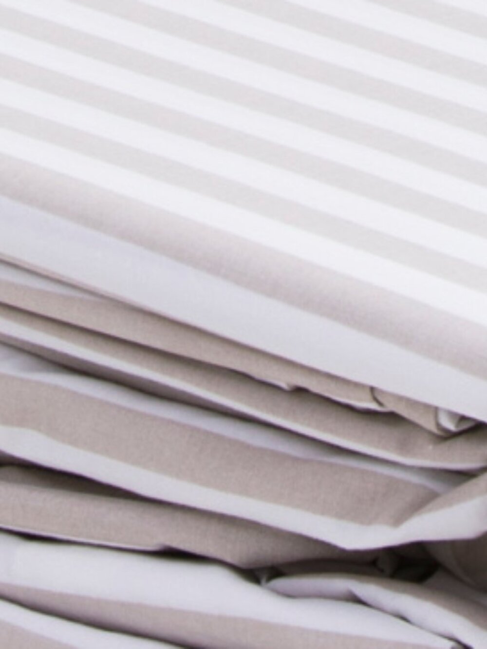 CABBAGES & ROSES 200tc Pinstriped Sheet Set - Picture 3 of 3